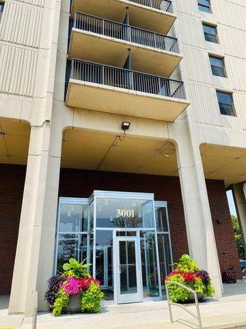 3001 S Michigan Ave. #1303, Chicago, IL 60616
