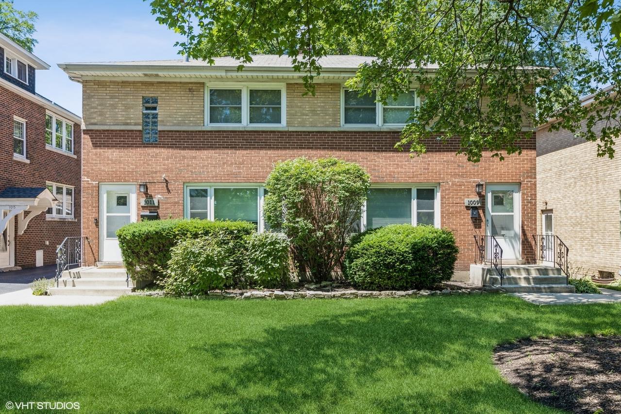 1011 W Hillgrove Ave., La Grange, IL 60525