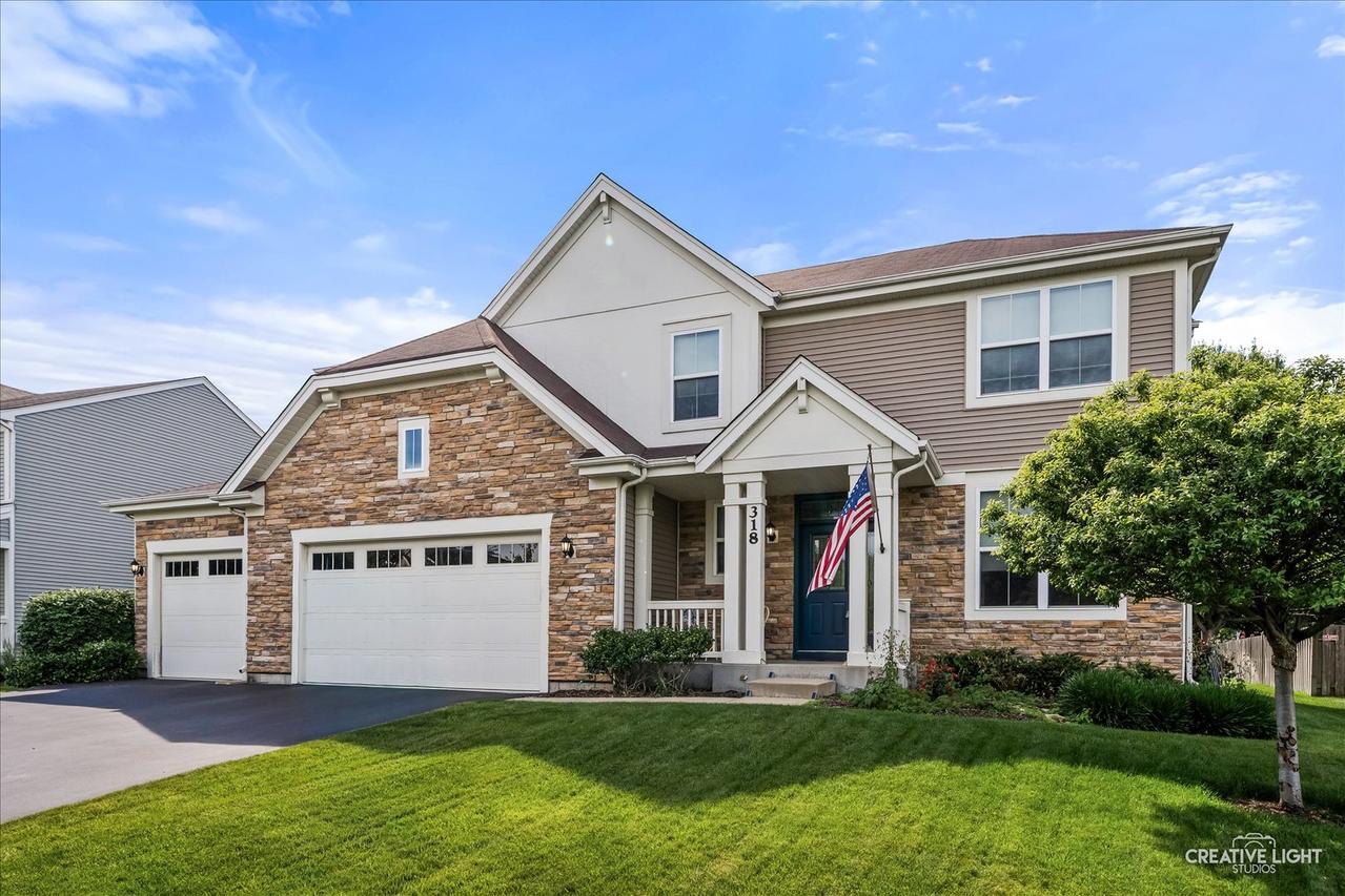 318 Winthrop Dr., Oswego, IL 60543