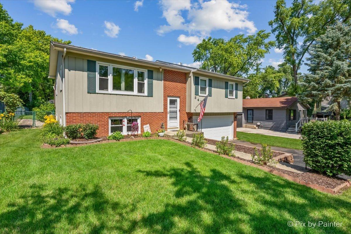 3411 Ridge Rd., Island Lake, IL 60042
