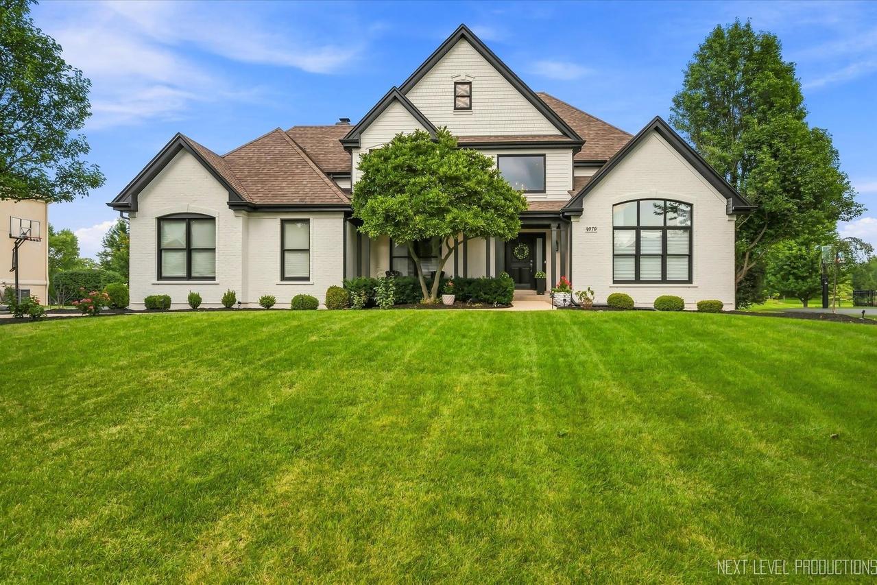 4070 Meadow View Dr., St. Charles, IL 60175
