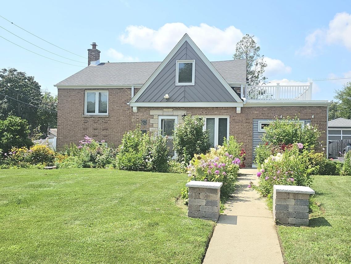 944 S Ardmore Ave., Villa Park, IL 60181