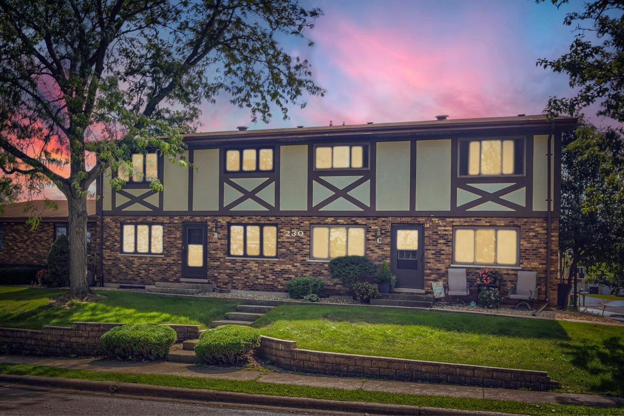 230 Manor Dr. #b, New Lenox, IL 60451