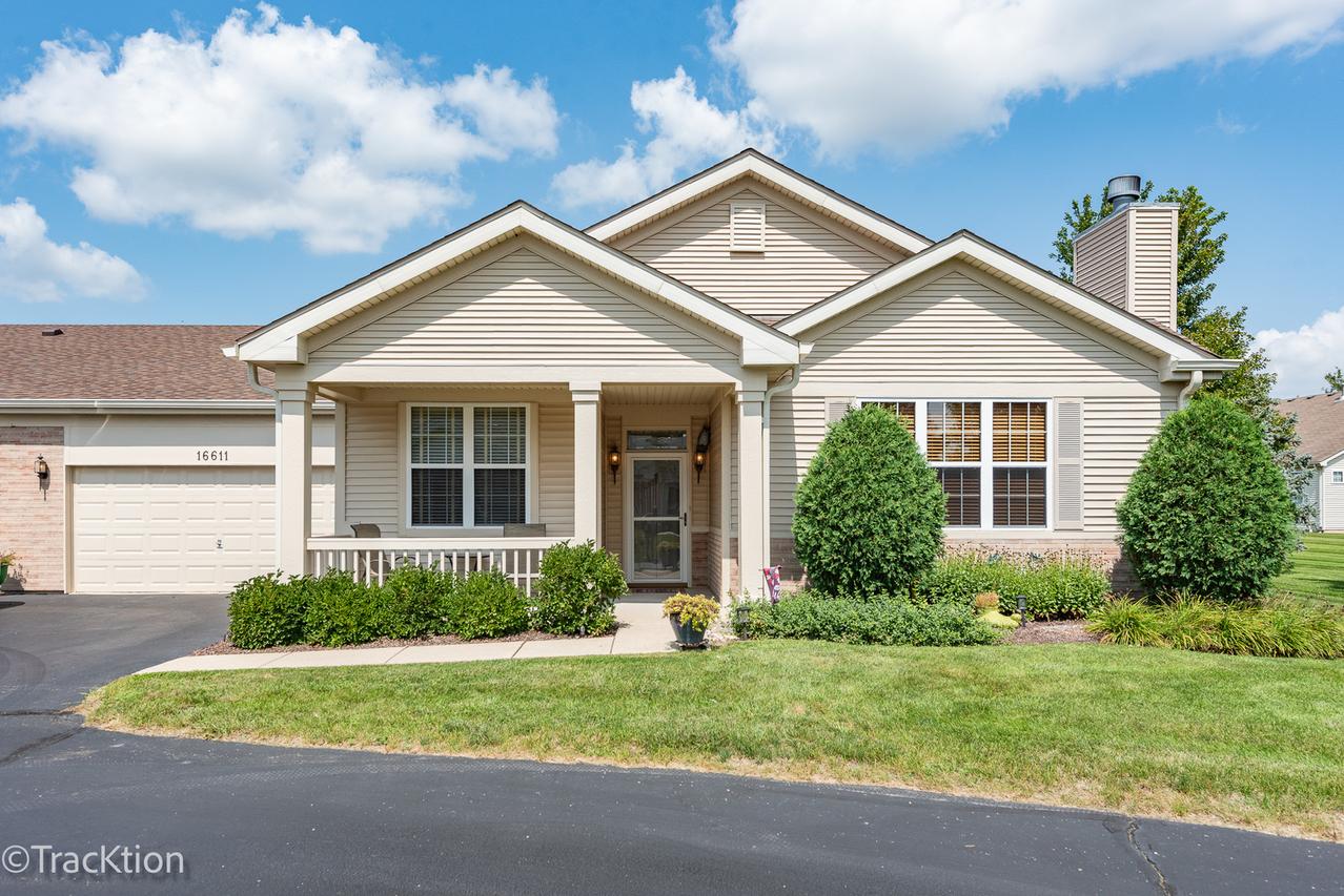 16611 Buckner Pond Way, Crest Hill, IL 60403