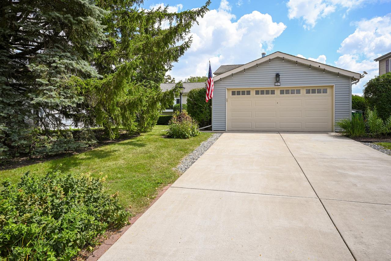357 N Clarendon Ave., Lombard, IL 60148