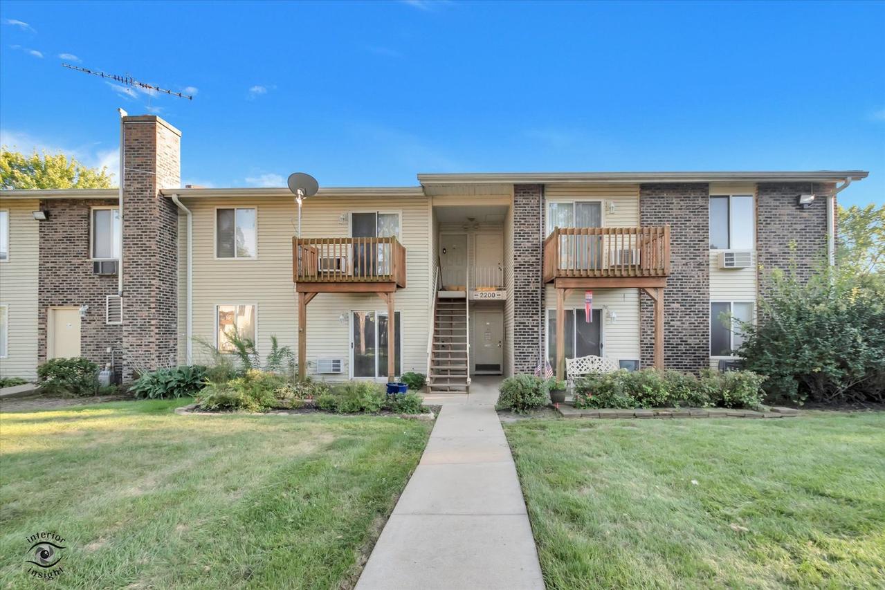 2200 Light Rd. #212, Oswego, IL 60543