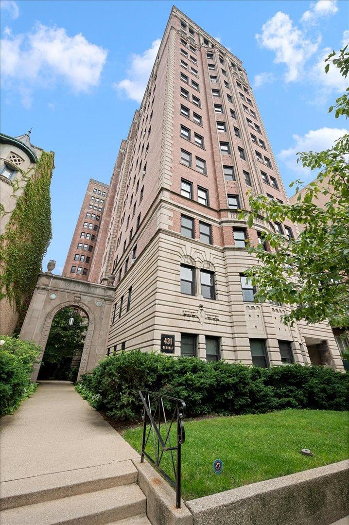 431 W Oakdale Ave. #14A, Chicago, IL 60657