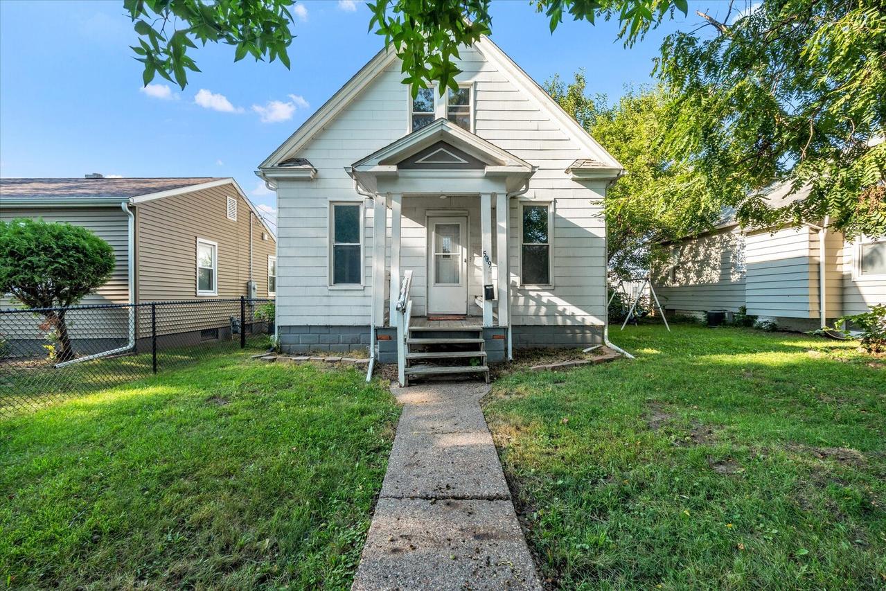 509 19th Ave., Rock Island, IL 61201