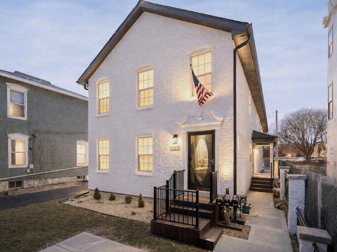 325-327 N Loomis St., Naperville, IL 60540
