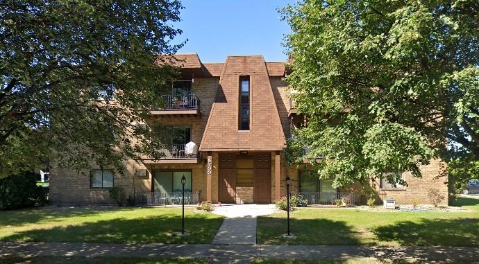 5700 128th St. #11, Crestwood, IL 60418