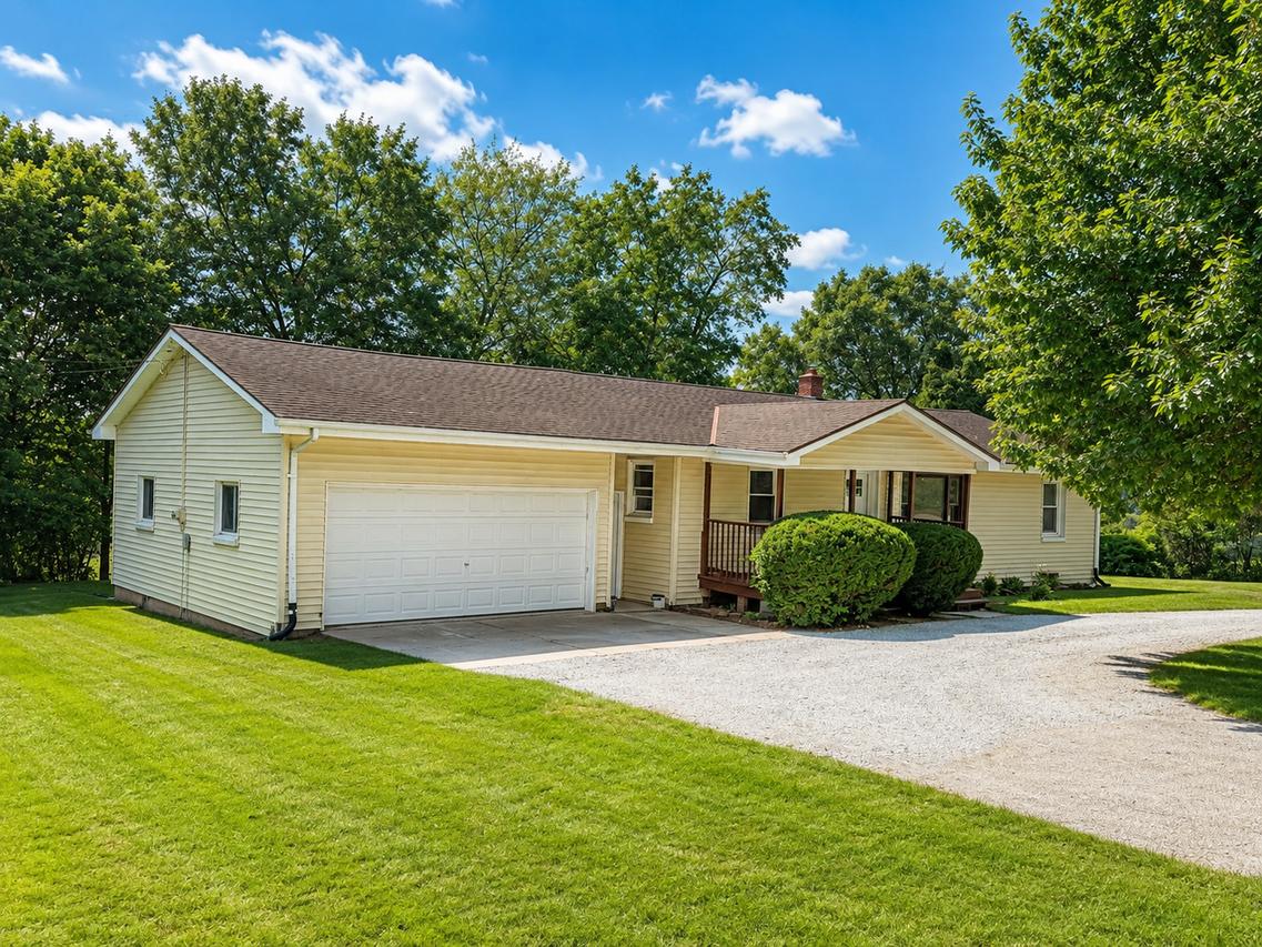 1846 N 2753rd Rd., Ottawa, IL 61350