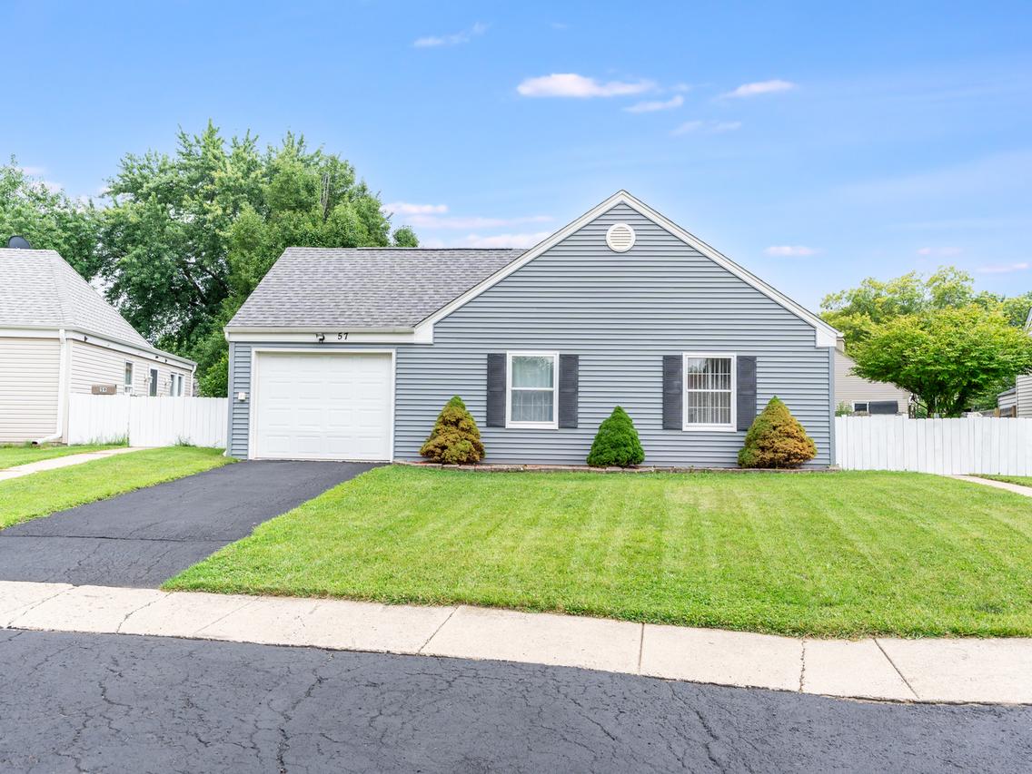 57 Afton Dr., Montgomery, IL 60538