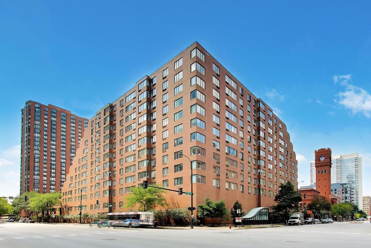 801 S Plymouth Ct. #807, Chicago, IL 60605