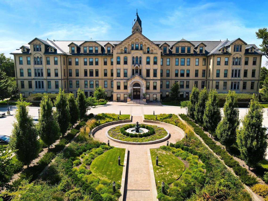 1041 Ridge Rd. #114, Wilmette, IL 60091
