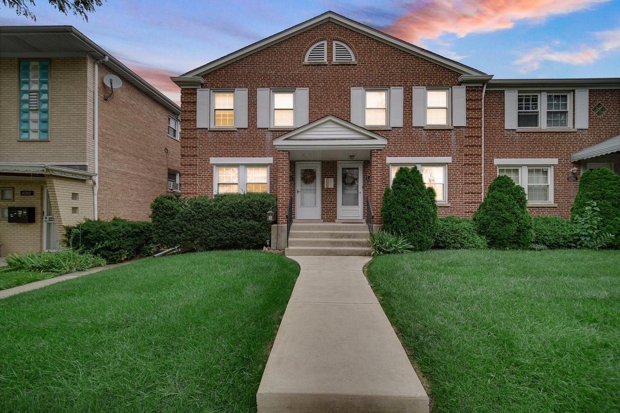 6258 W Peterson Ave., Chicago, IL 60646