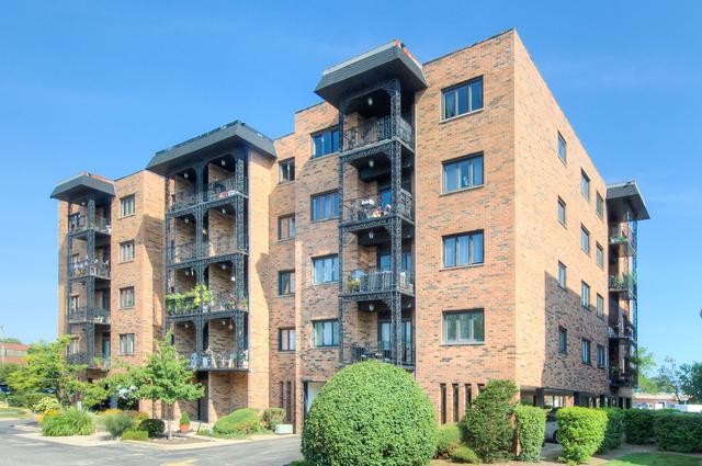 9396 Landings Ln. #506, Des Plaines, IL 60016