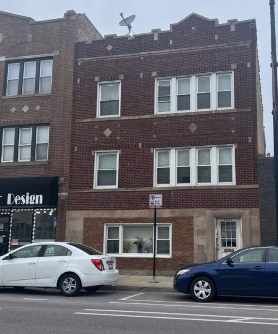 4524 W Lawrence Ave., Chicago, IL 60630