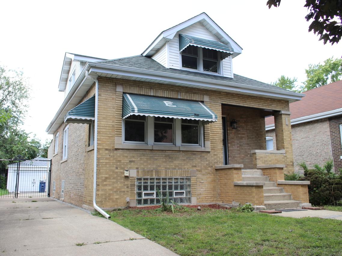 1430 S 10th Ave., Maywood, IL 60153
