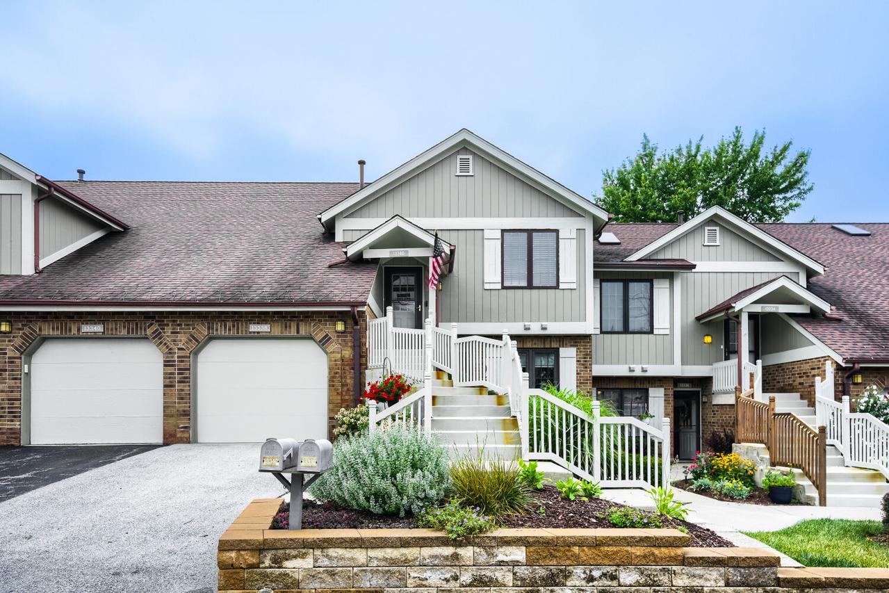 13340 S Oakview Ct. #V2, Palos Heights, IL 60463