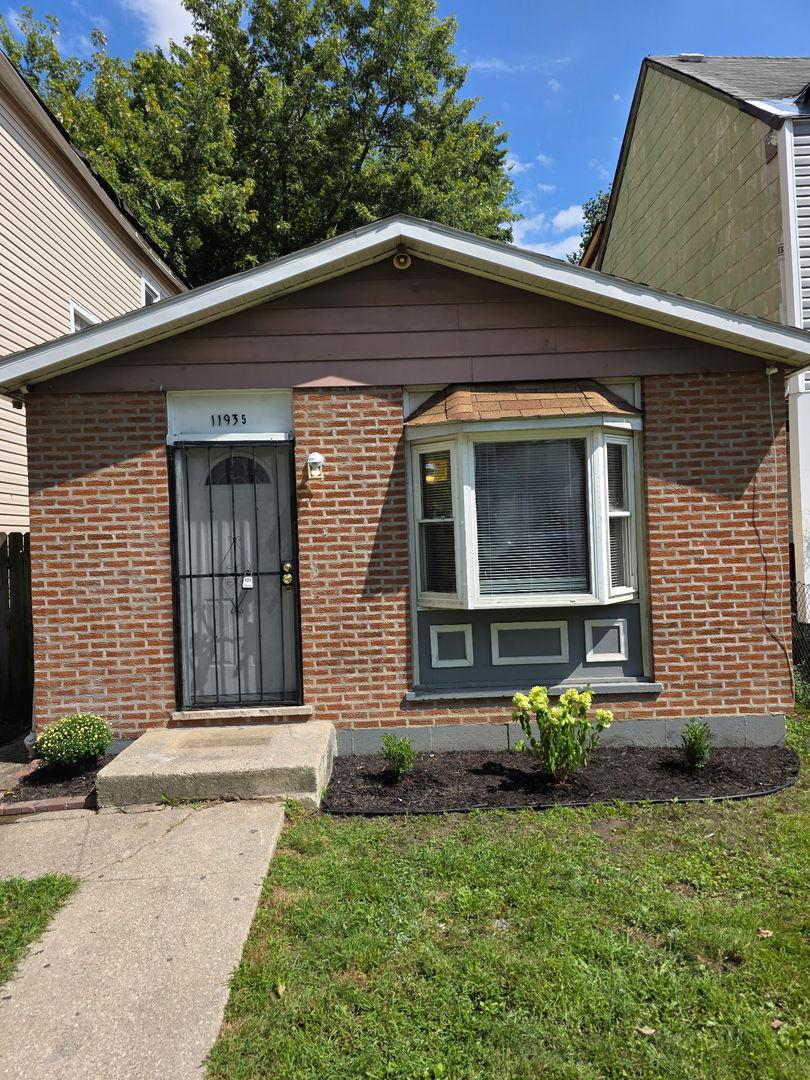 11935 S Wallace St., Chicago, IL 60628