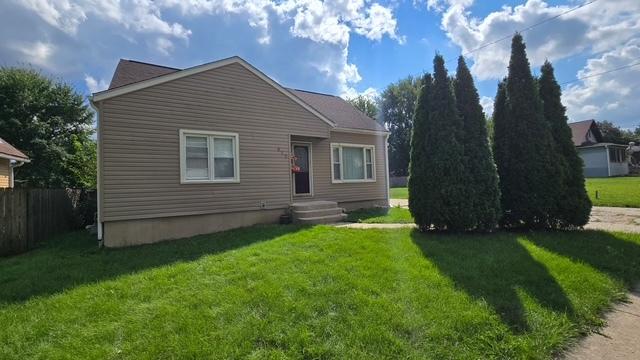 673 Orange St., Elgin, IL 60123