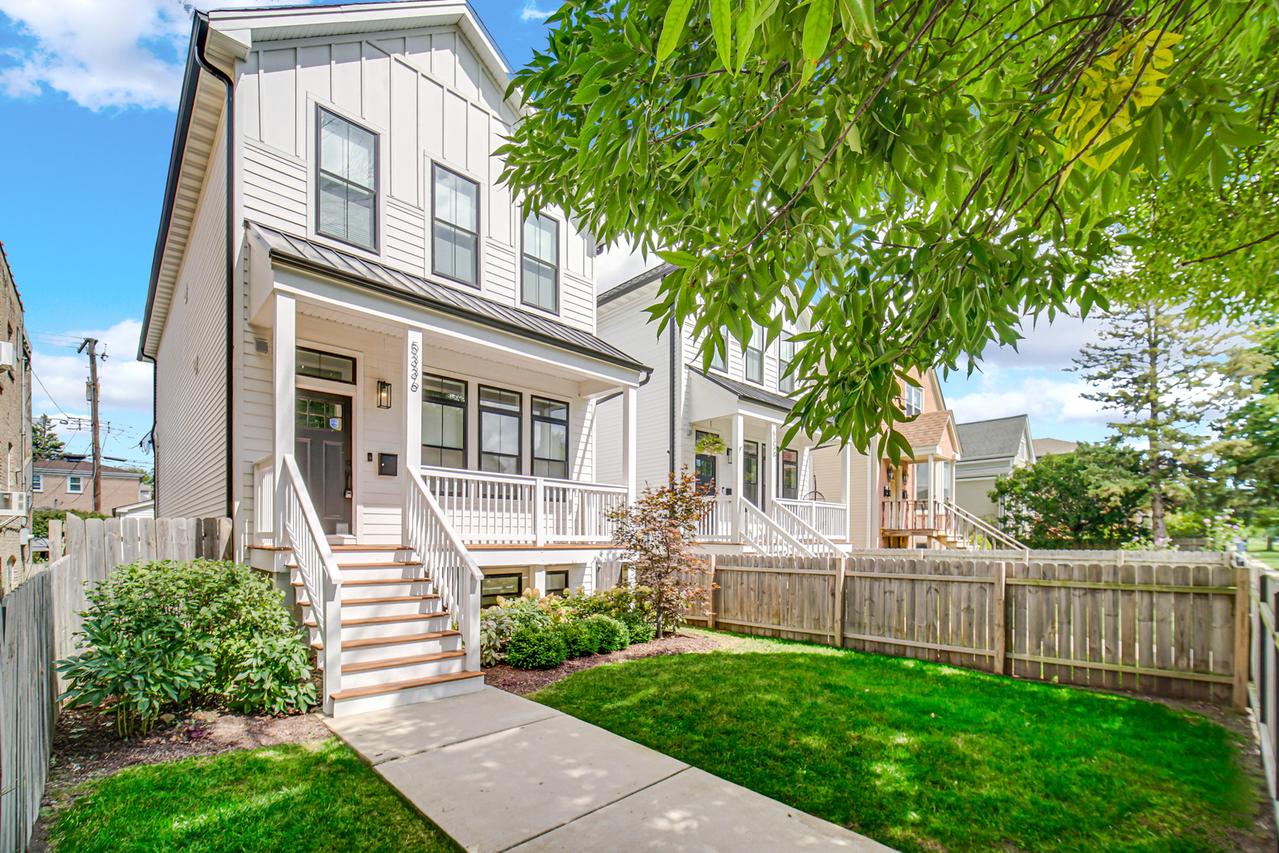 5336 W Leland Ave., Chicago, IL 60630