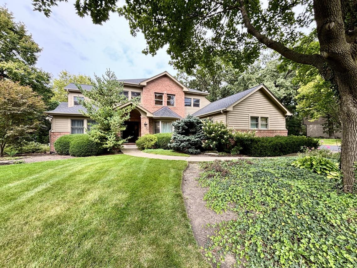 7417 Inverway Dr., Lakewood, IL 60014