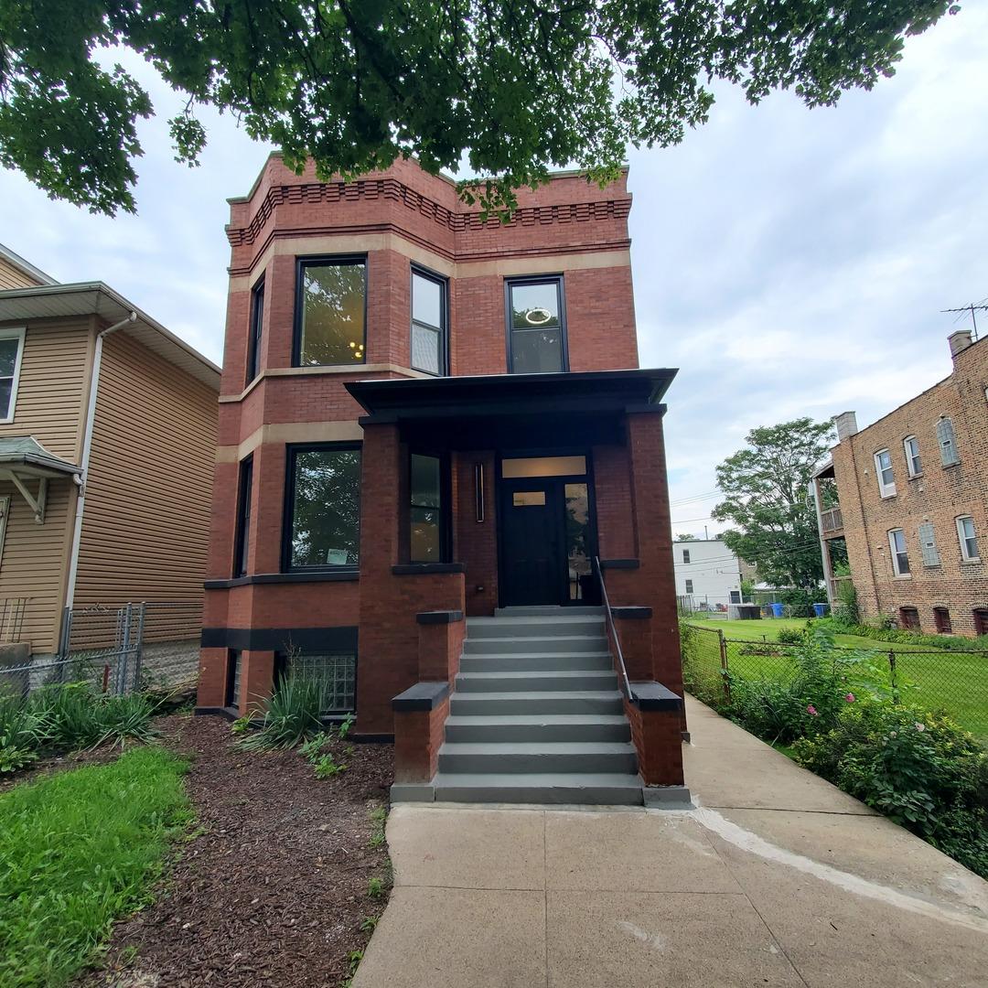 11440 S Forest Ave., Chicago, IL 60628