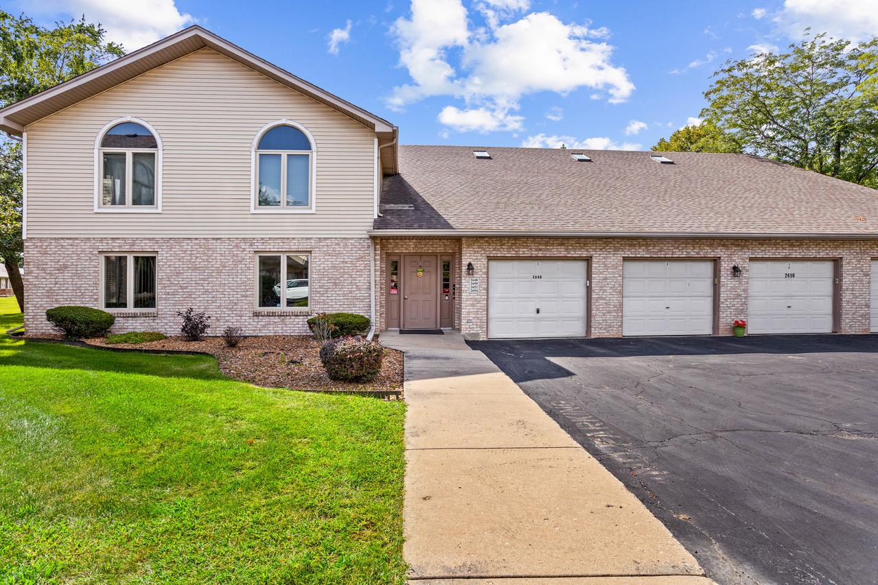 2648 Crescenzo Dr., Joliet, IL 60436