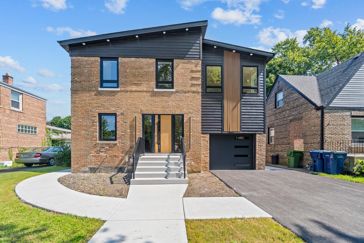 3448 W Clark Dr., Evergreen Park, IL 60805