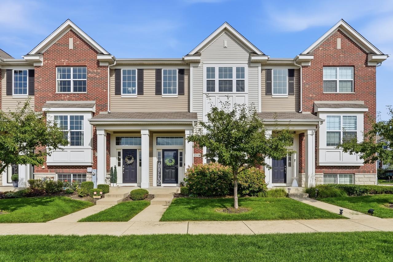 15371 Sheffield Square Pkwy., Orland Park, IL 60462
