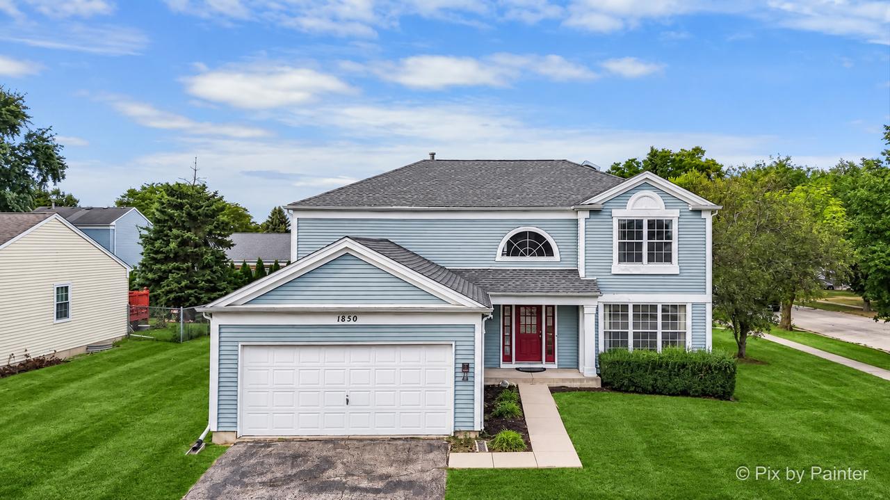 1850 Mission Hills Dr., Elgin, IL 60123