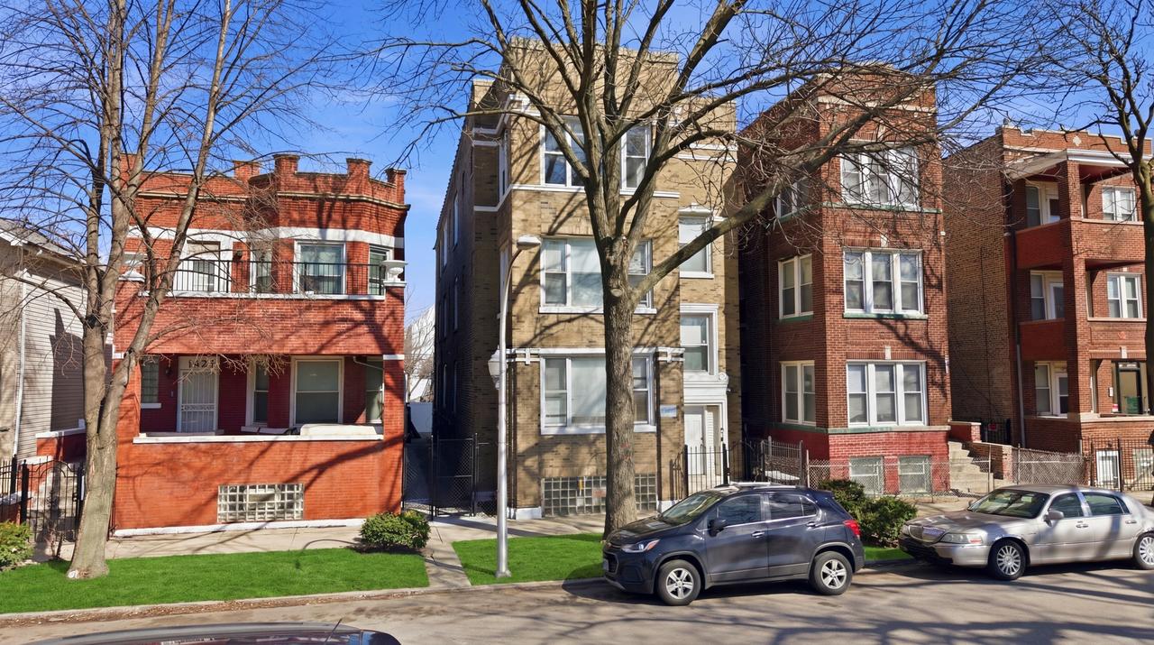 1431 S Tripp Ave., Chicago, IL 60623