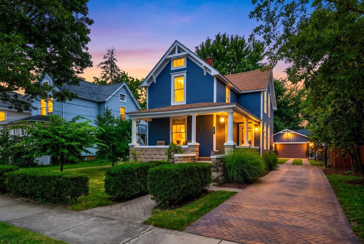 321 North Ave., Naperville, IL 60540