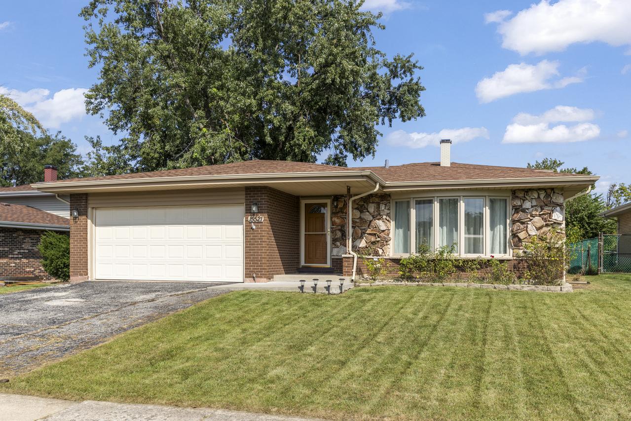 15521 Ridgeland Ave., Oak Forest, IL 60452