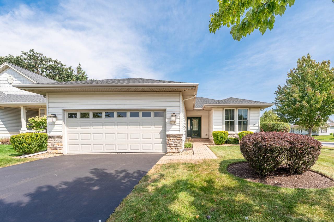 13114 Illinois Dr., Huntley, IL 60142