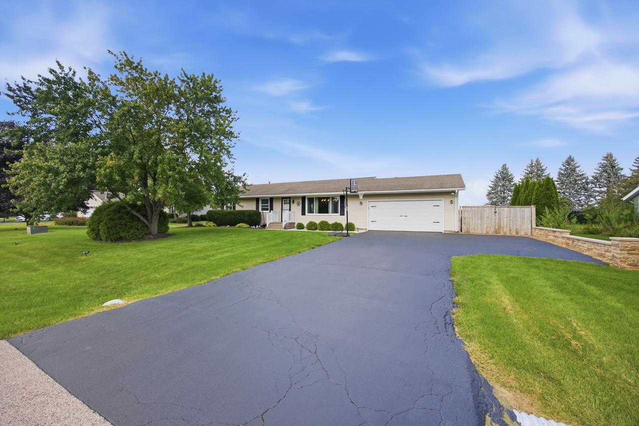 6058 Lora Ln., Belvidere, IL 61008