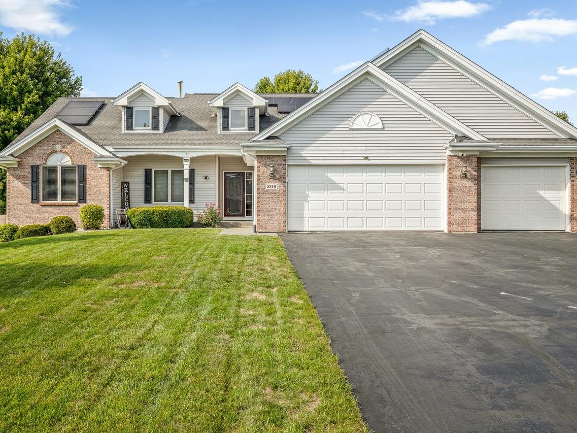 206 Star Fire Rd., Poplar Grove, IL 61065