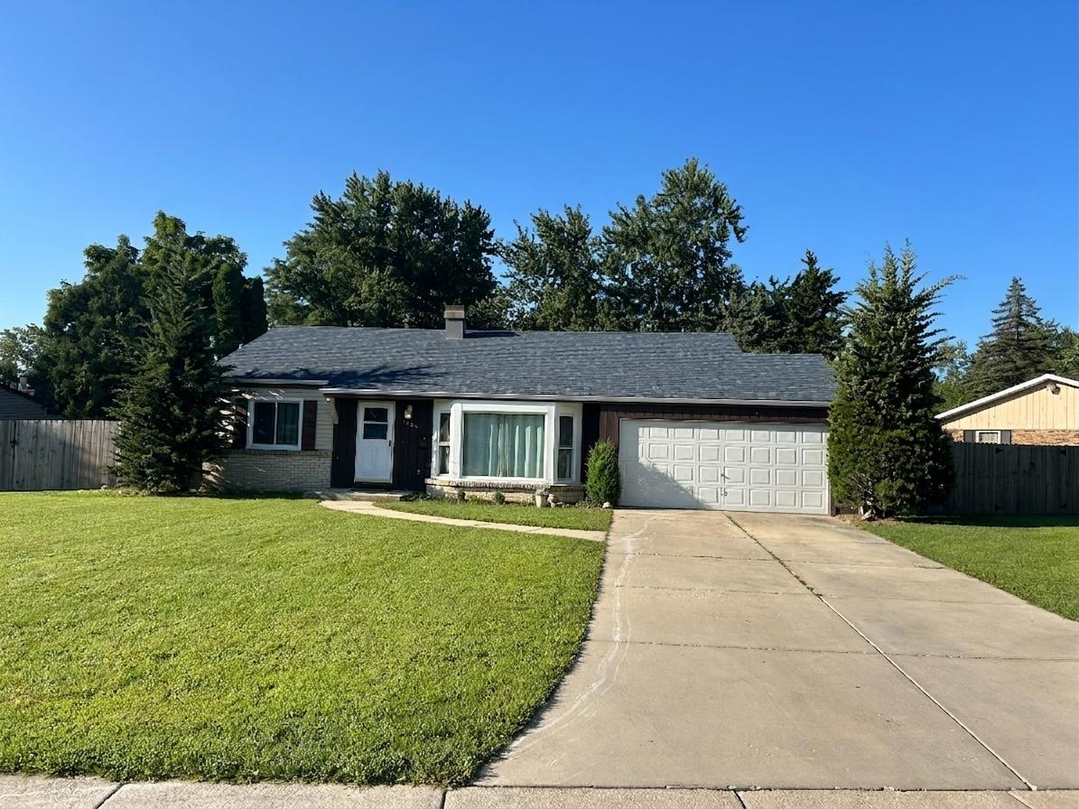 1285 Constellation Dr., Aurora, IL 60505