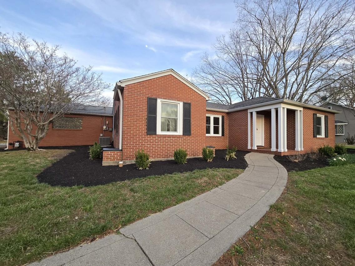 14652 N Il Hwy 37 Hwy., Mt Vernon, IL 62864