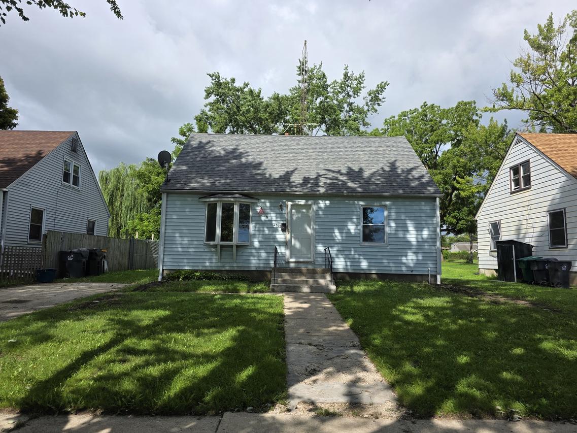 2302 Horeb Ave., Zion, IL 60099