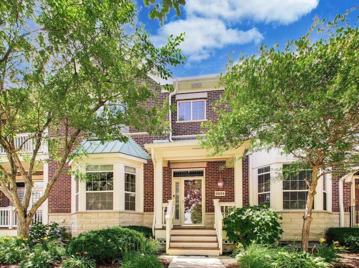 2634 Violet St., Glenview, IL 60026