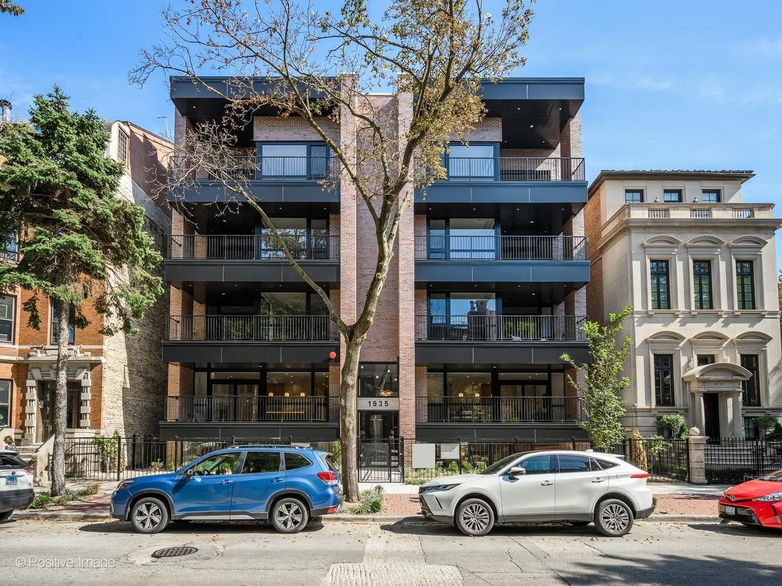 1935 N Mohawk St. #3N, Chicago, IL 60614