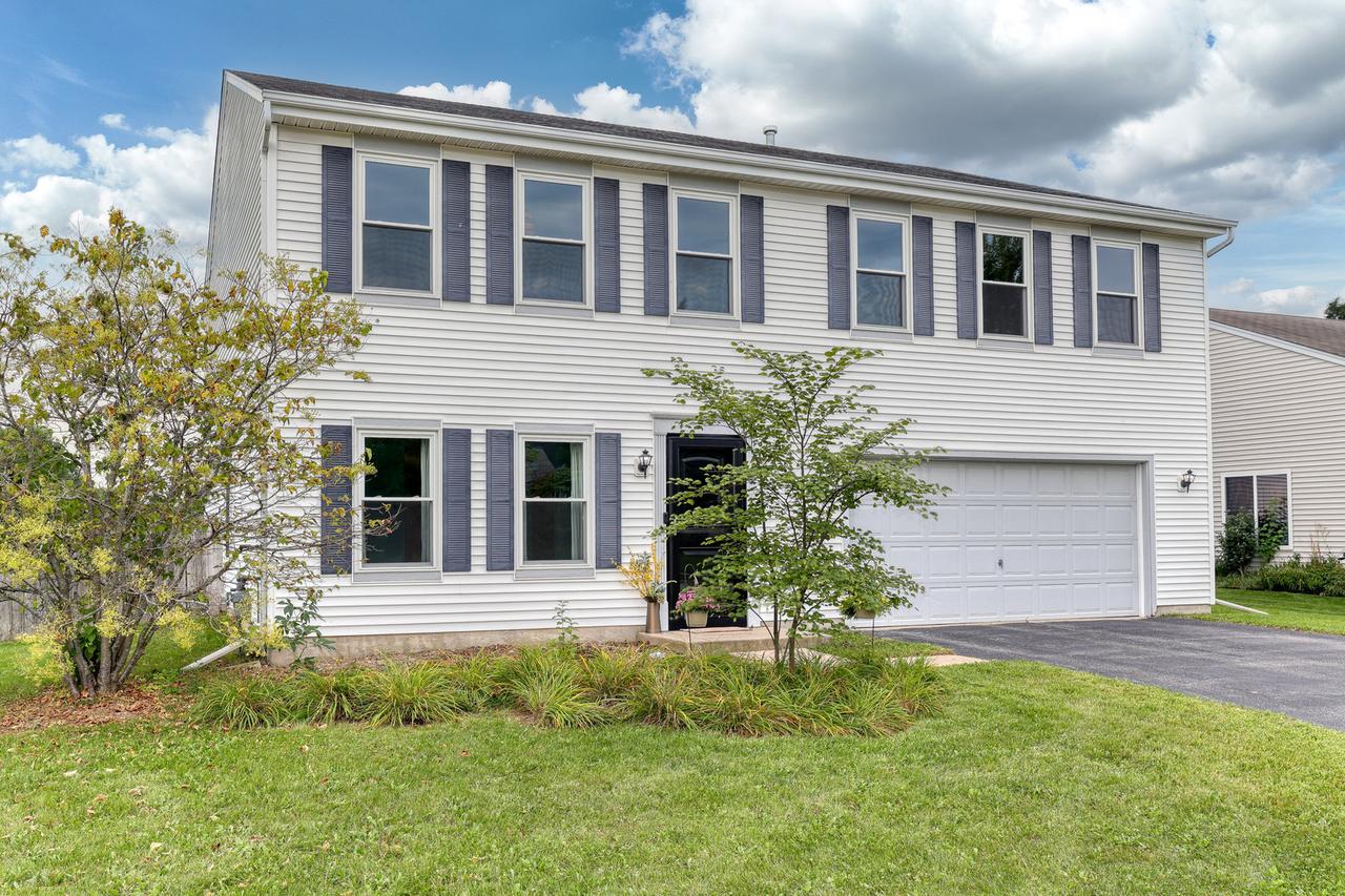 220 W Meadow Dr., Cortland, IL 60112