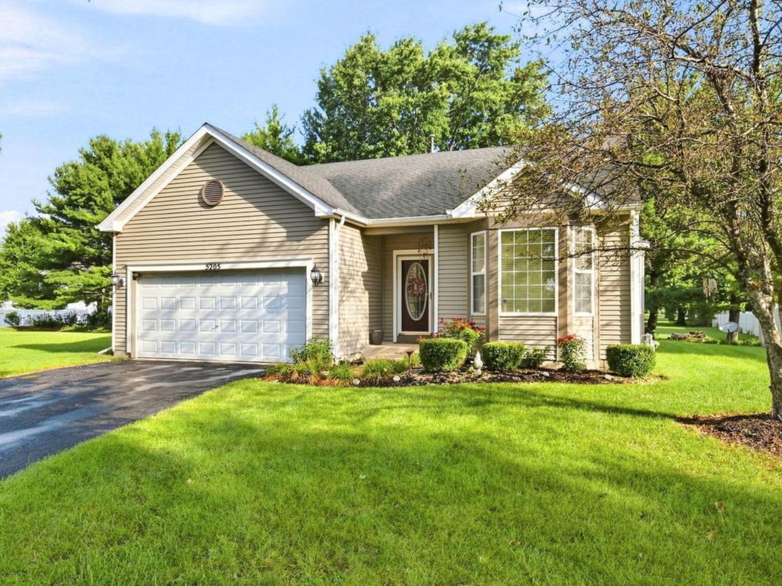 5205 Gardiner Glenn Dr., Plainfield, IL 60586
