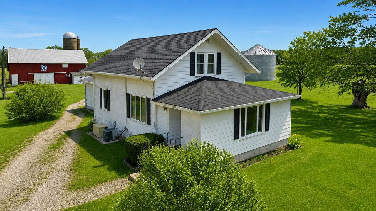 18521 Anderson Rd., Prophetstown, IL 61277