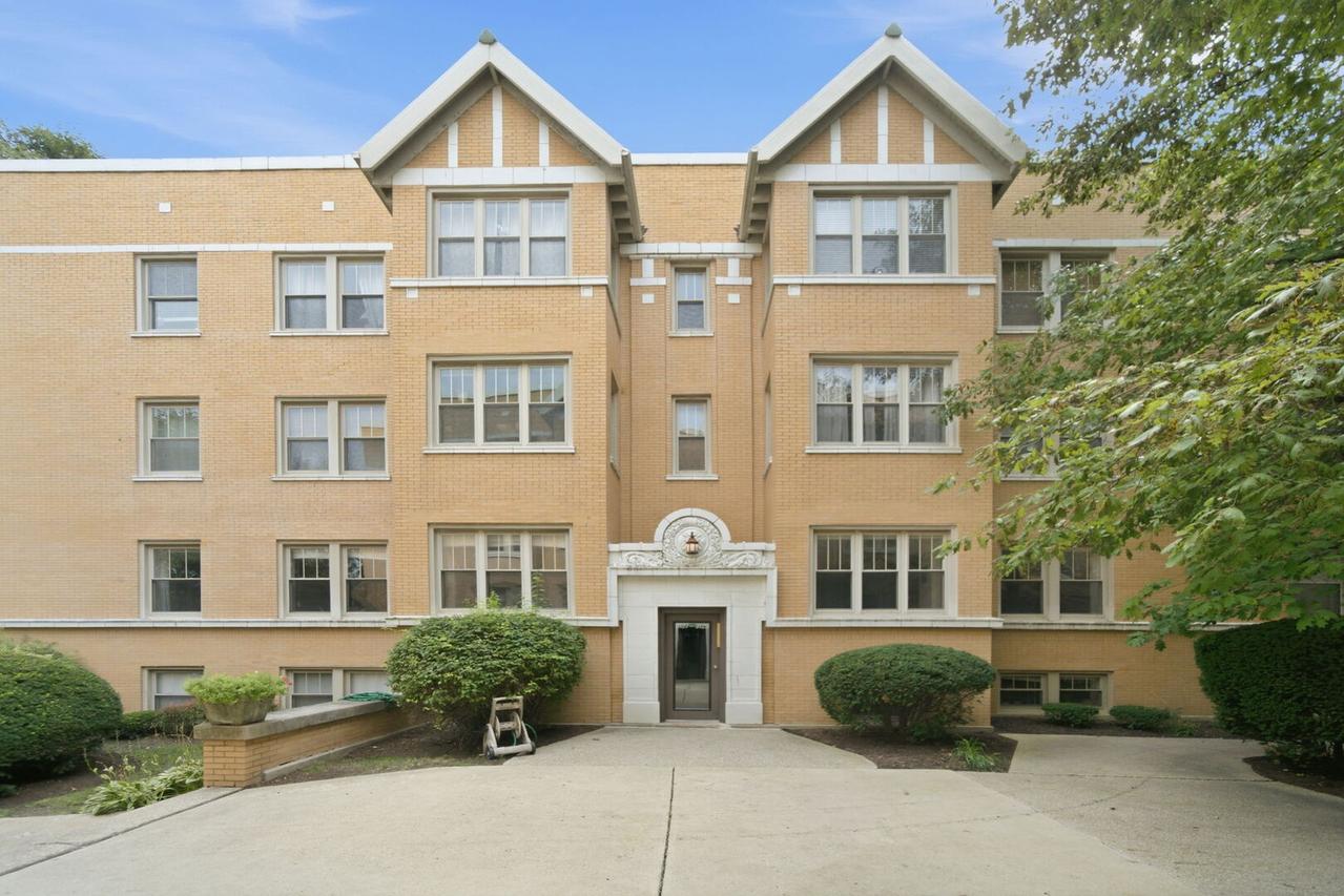 3127 W Palmer Blvd. #1, Chicago, IL 60647