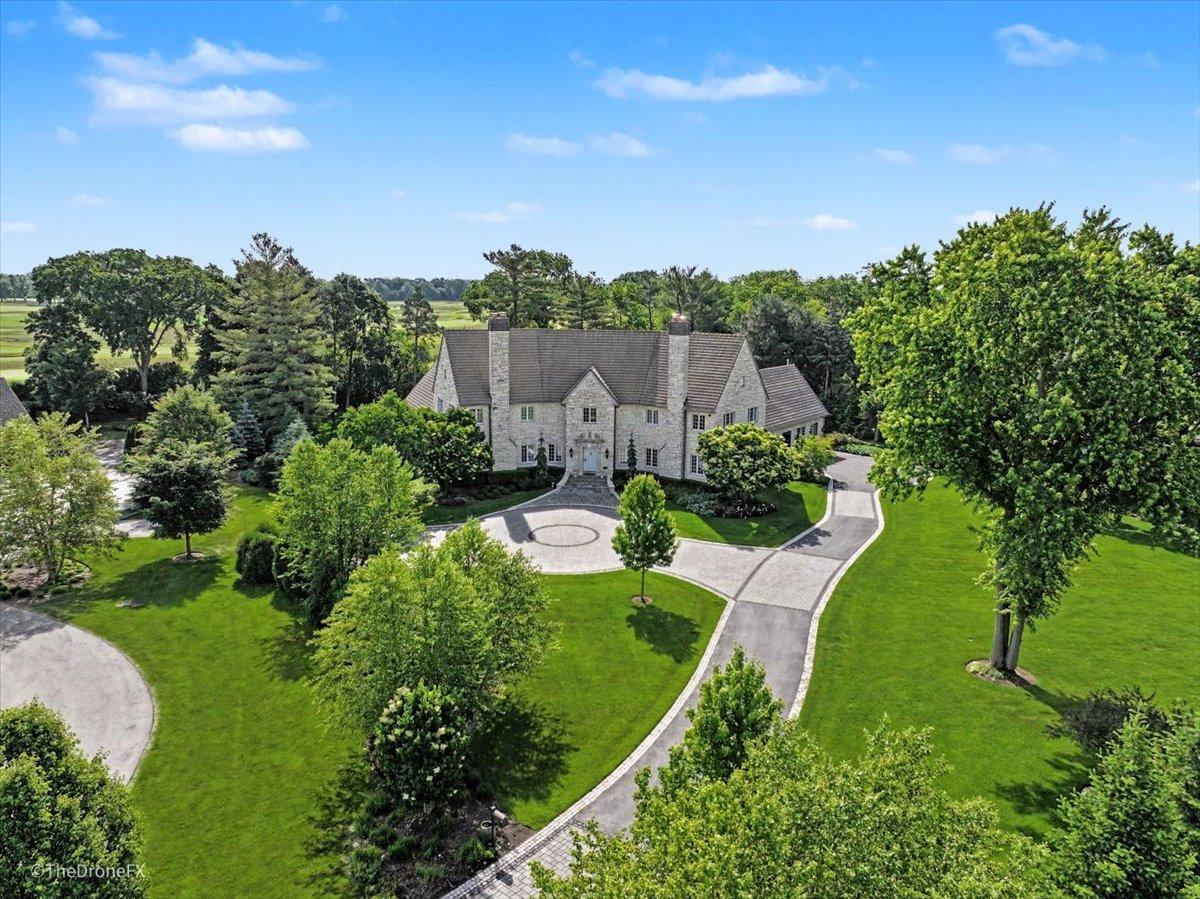 25W451 Plamondon Rd., Wheaton, IL 60189