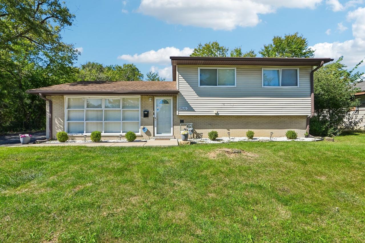 19030 Anthony Ave., Country Club Hills, IL 60478