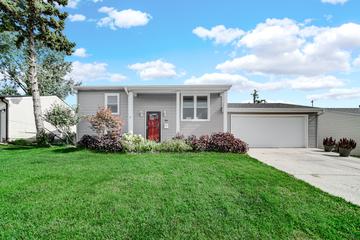 New Homes with Master Bedrooms on the 1st Floor That Attend Romeoville High School: August 29th to September 4th